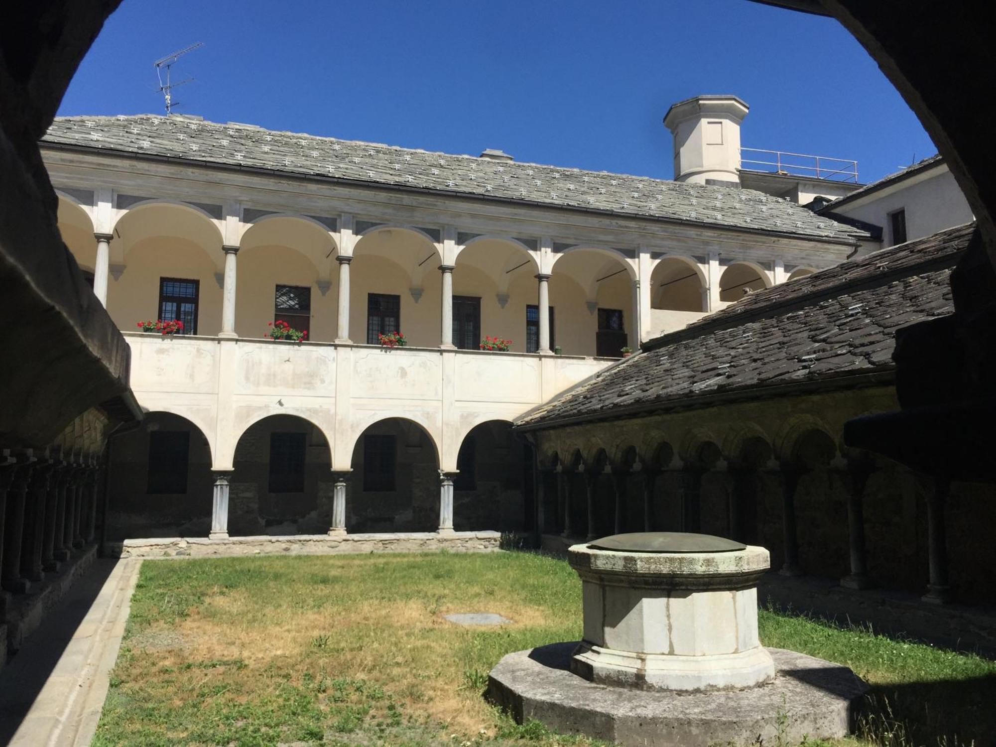 Living Aosta Valley Luaran gambar