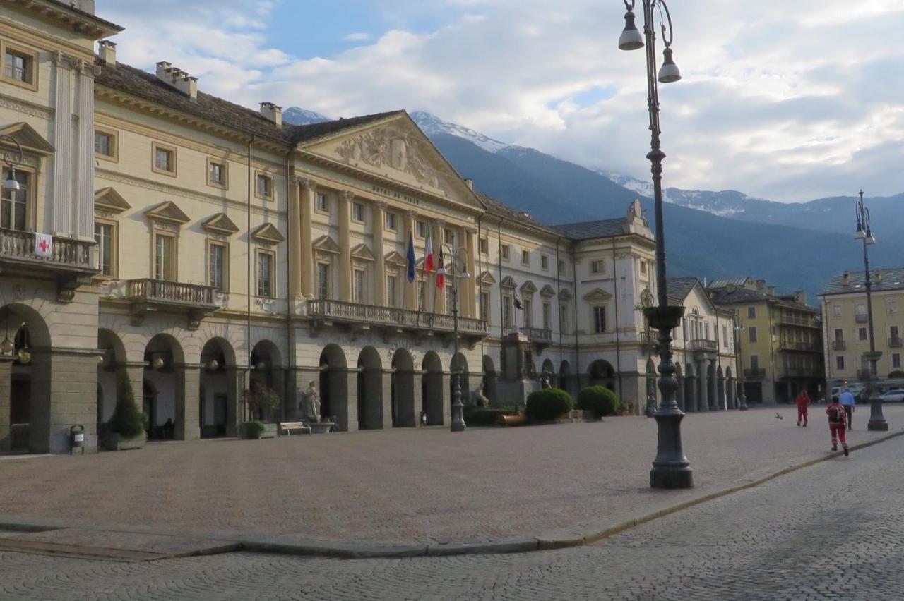 Living Aosta Valley Luaran gambar